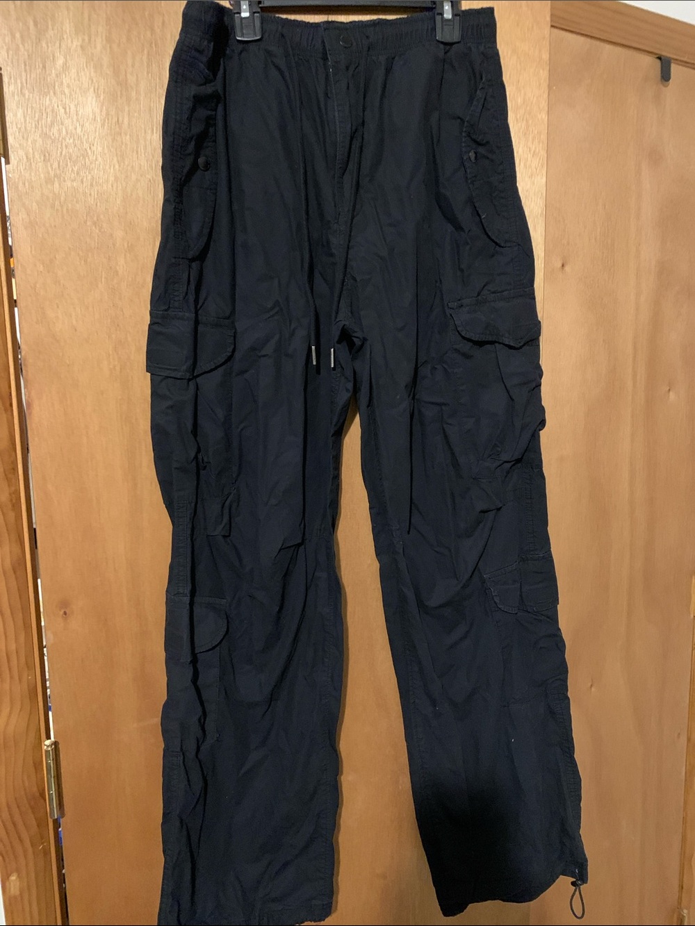 Men's sizing xs Black Cargo Pants - Casual Utility Style